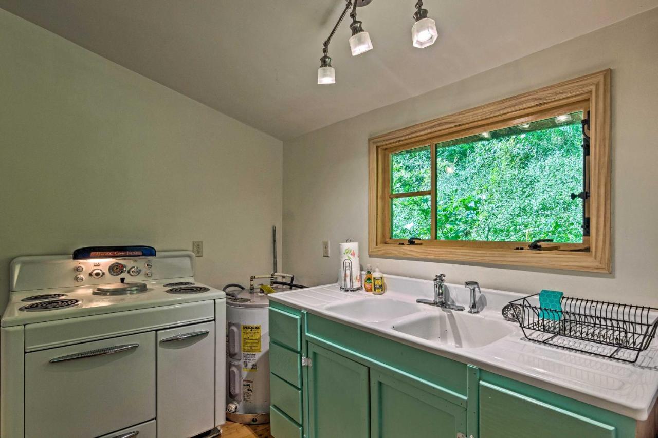 Cozy And Charming Asheville Cabin 5 Mi To Downtown! Vila Exterior foto